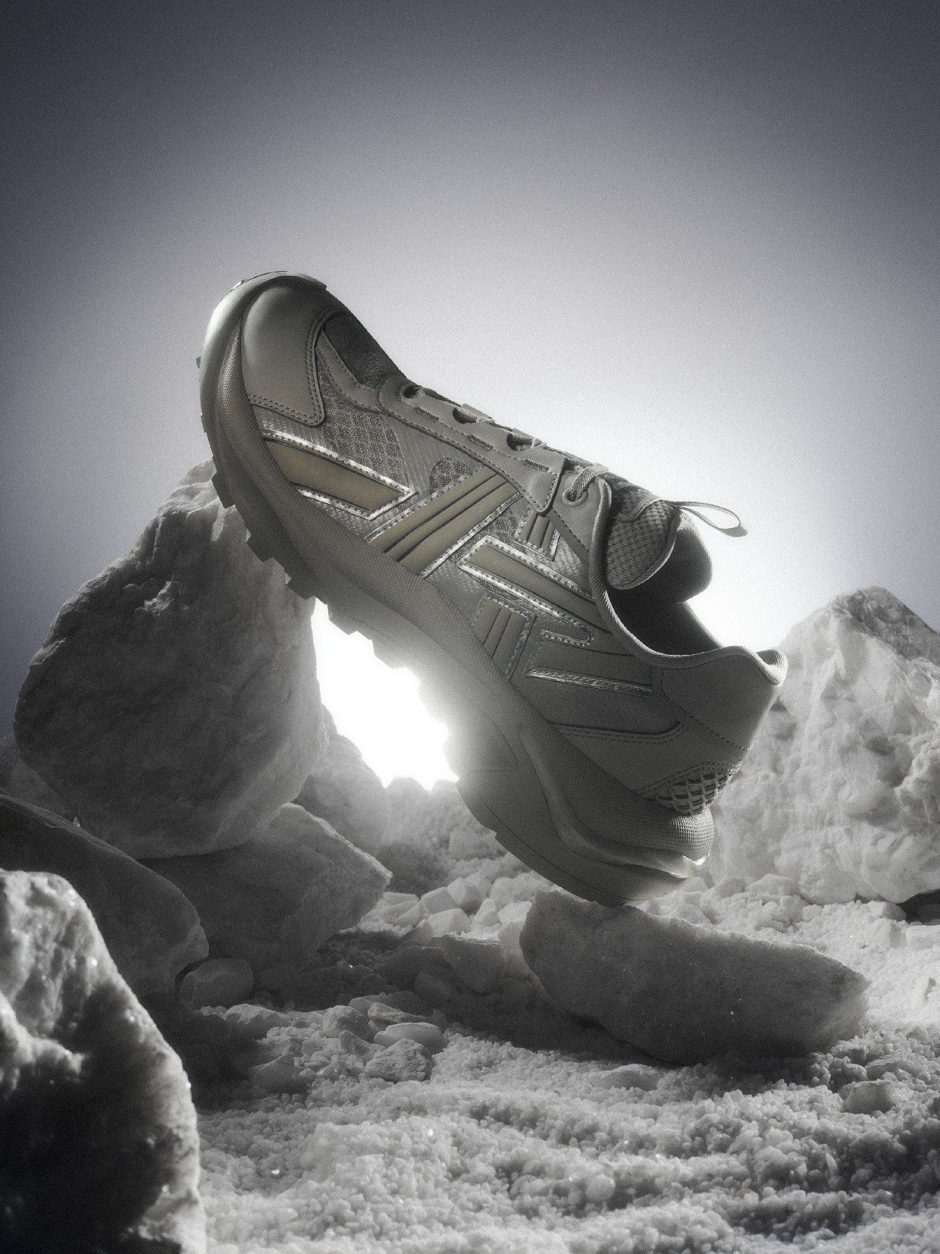 曾敬驊率性上腳演繹Onitsuka Tiger 鬼塚虎全新「ULTI RS™」系列首發